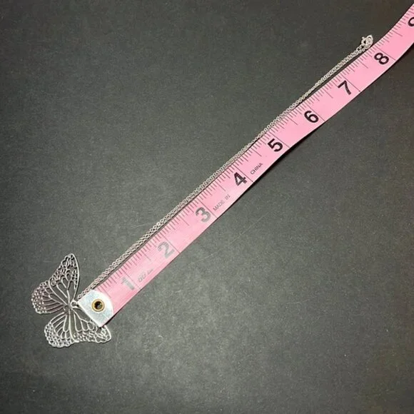 Butterfly necklace - Picture 4 of 4